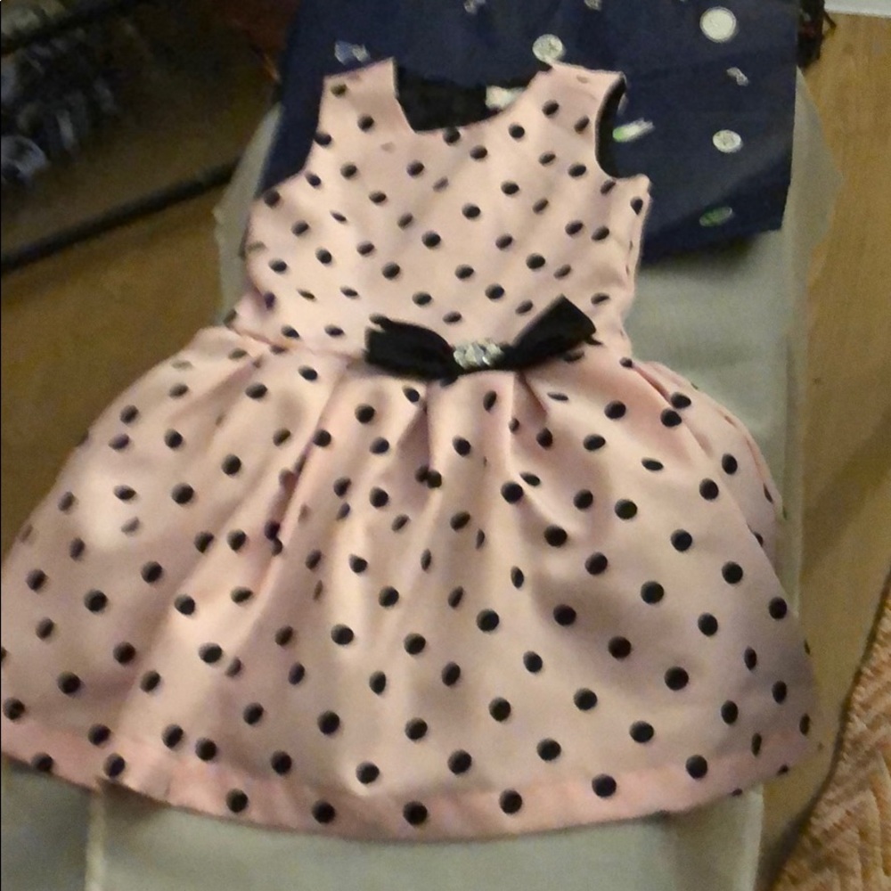 Girl  pink dress with black polka dots jewel bow